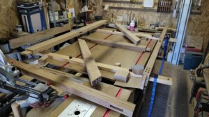 Fabrication et installation d'un portail en chêne sur mesure à perche en nocé 61 par l'Atelier Bois Robain