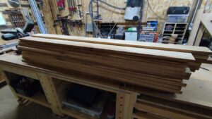 Fabrication et installation d'un portail en chêne sur mesure à perche en nocé 61 par l'Atelier Bois Robain